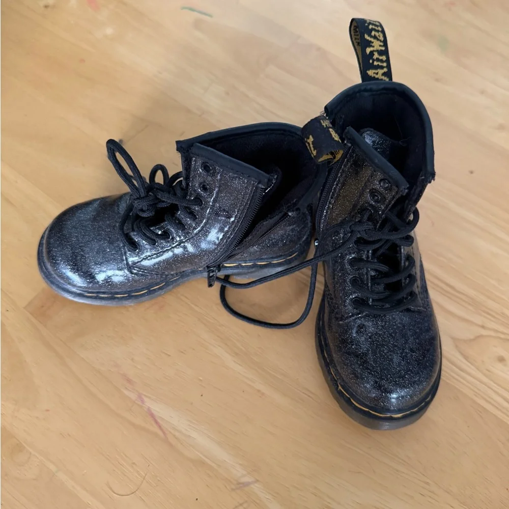Dr. Martens excellent kids